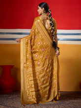 Abstract Print Georgette Saree